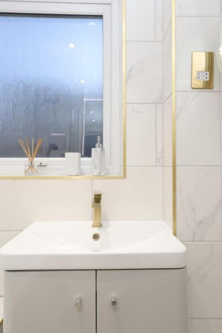 Riverside Serviced Apartments Λονδίνο Εξωτερικό φωτογραφία