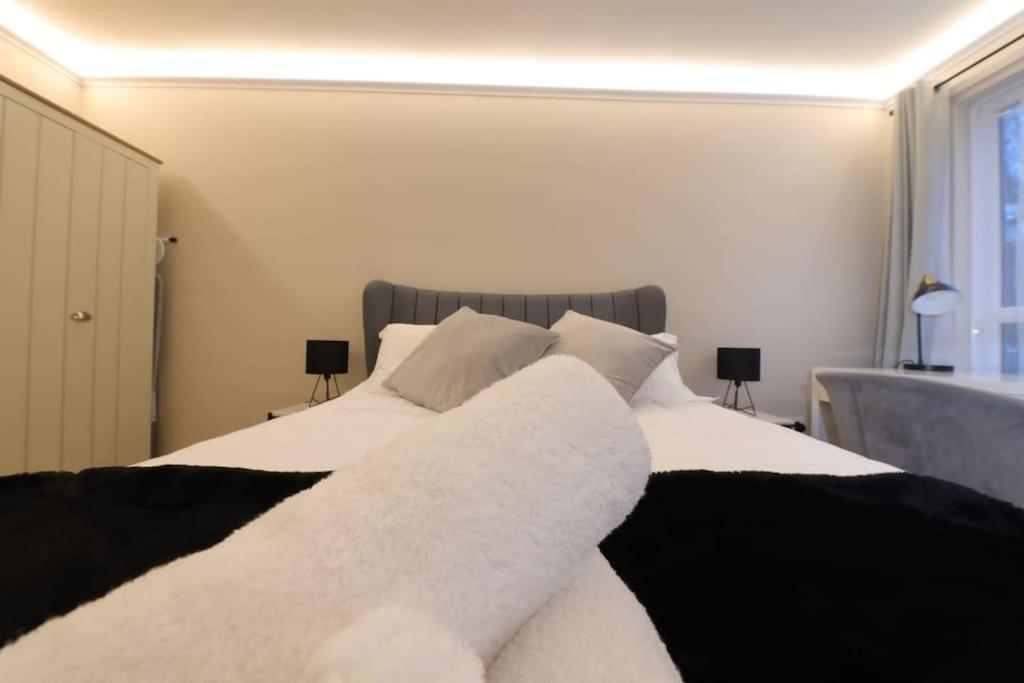 Riverside Serviced Apartments Λονδίνο Εξωτερικό φωτογραφία